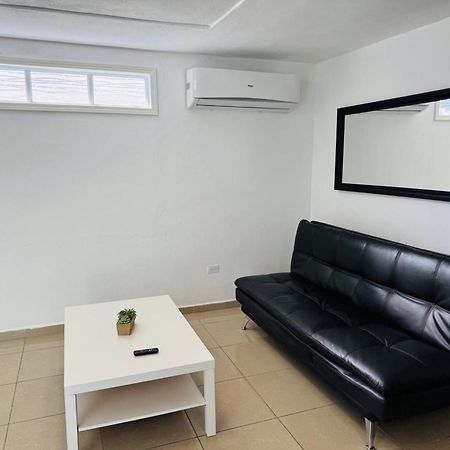 Hollywood Apartments Yabucoa Eksteriør billede